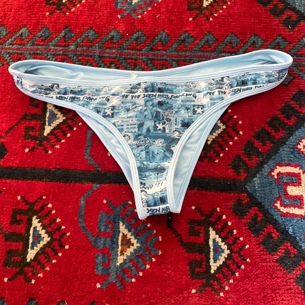 FRANKIES BIKINIS BOTTOMS NWT XL